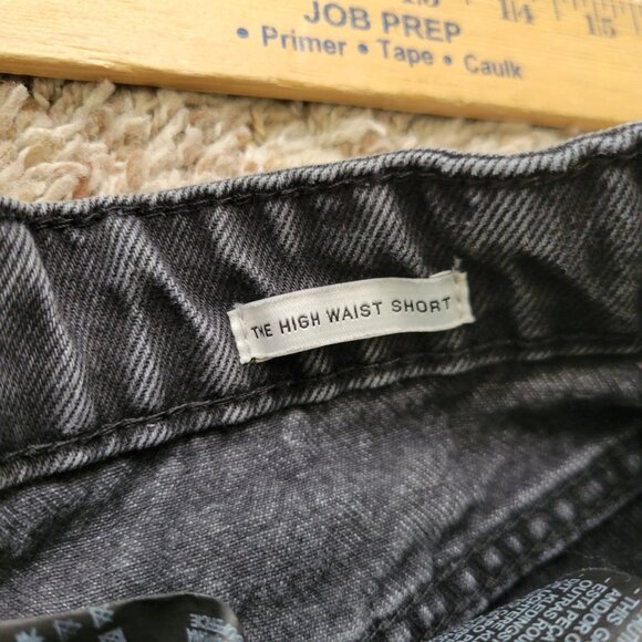 Zara Shorts Womens 8 Black Denim High-Waisted Denim Distressed - Picture 3 of 7